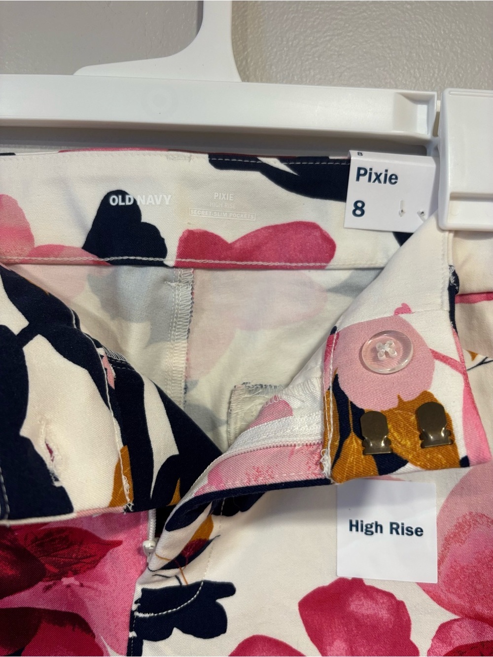 Old Navy Pixie High Rise White Stretchy Pants Pink Navy Floral Women's 8 NWT - Picture 5 of 8